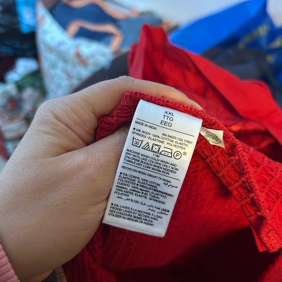 Old Navy Robbie Red Smocked Fitted Ruffle Blouse - Picture 5 of 6